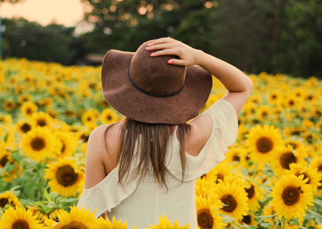 Sunflower Oil’s Beauty Takeaways from the Sunrays